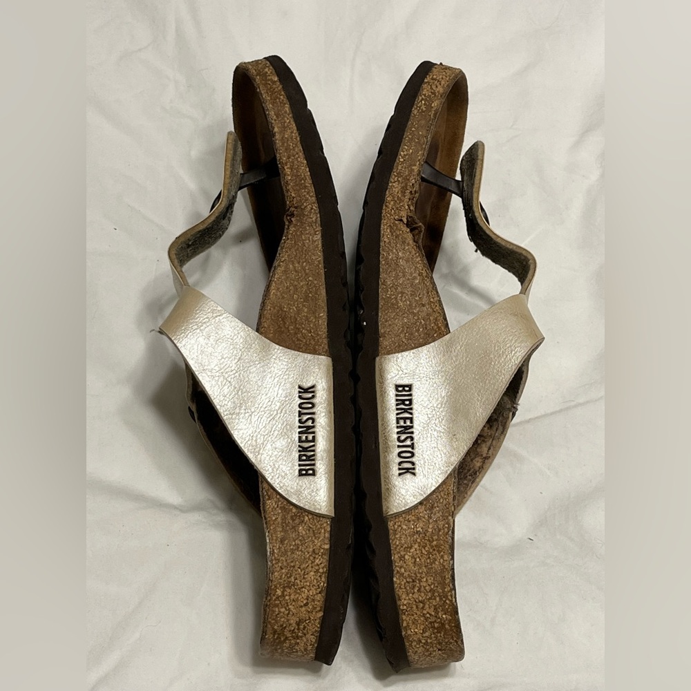 Birkenstock Gizeh Sandals - Picture 3 of 8